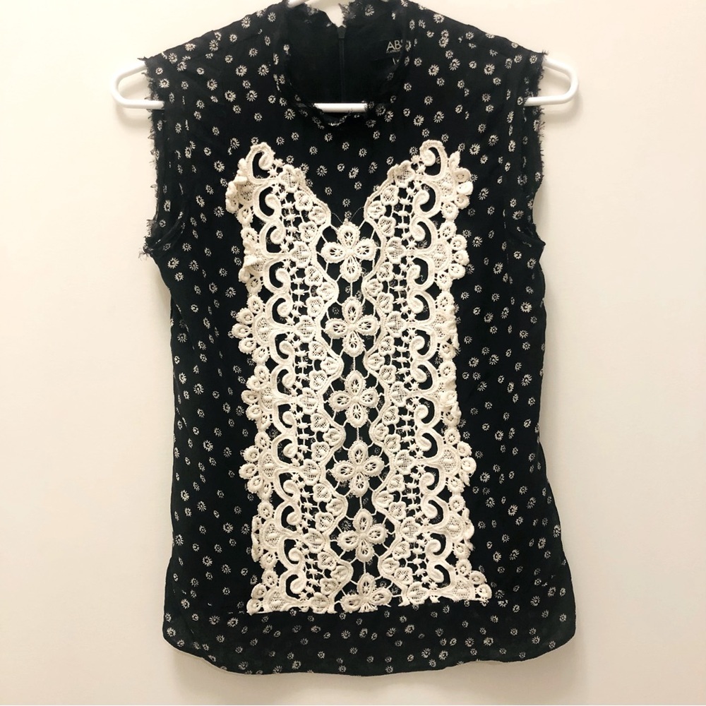 ABS Allen B Schwartz Platinum 100% Silk Sleeveless Floral Blouse Crochet XS
